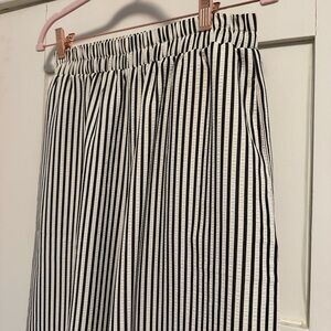 Striped Black and White Wideleg Pants